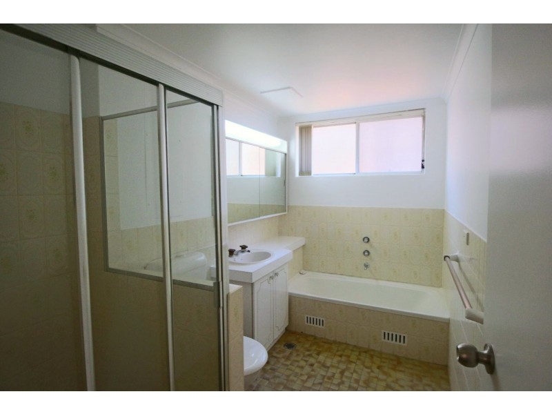 Unit 8/2 Hercules Rd, Brighton-le-sands NSW 2216
