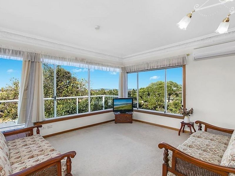 16a Segenhoe Street, Arncliffe NSW 2205