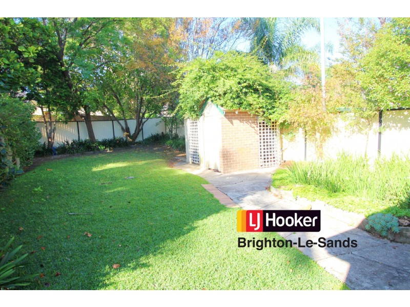 82 Connells Point Road, South Hurstville NSW 2221