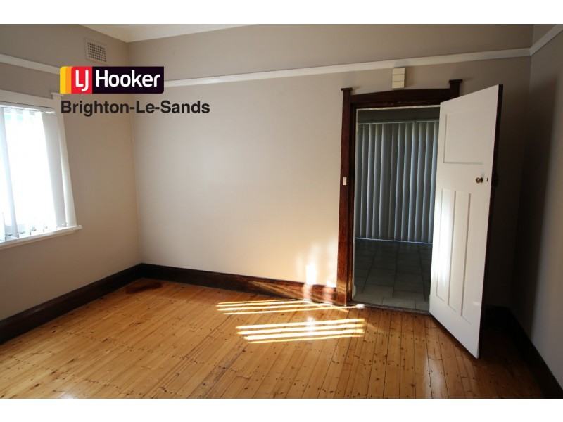 82 Connells Point Road, South Hurstville NSW 2221