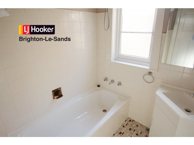 82 Connells Point Road, South Hurstville NSW 2221