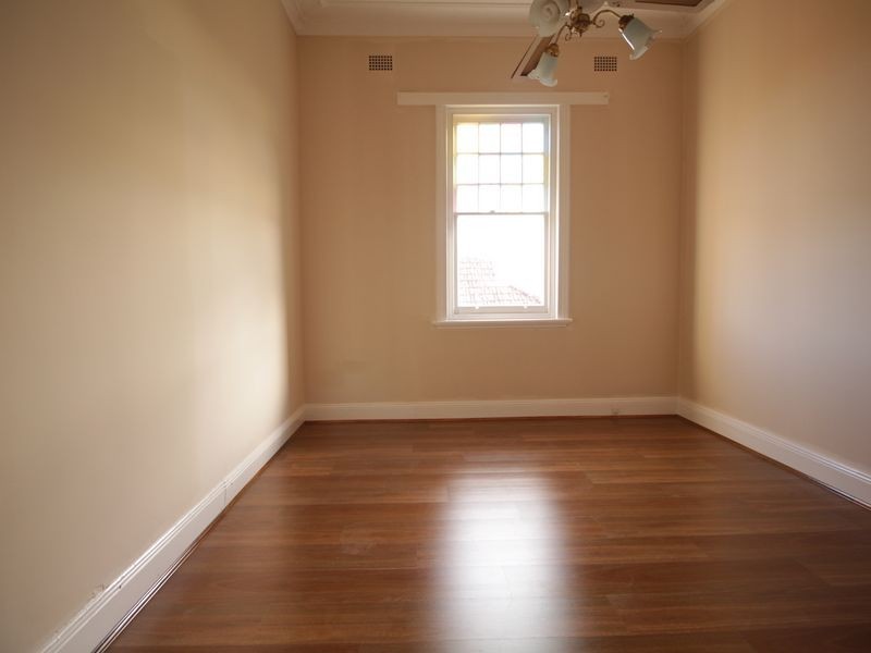 342 Railway Parade, Carlton NSW 2218