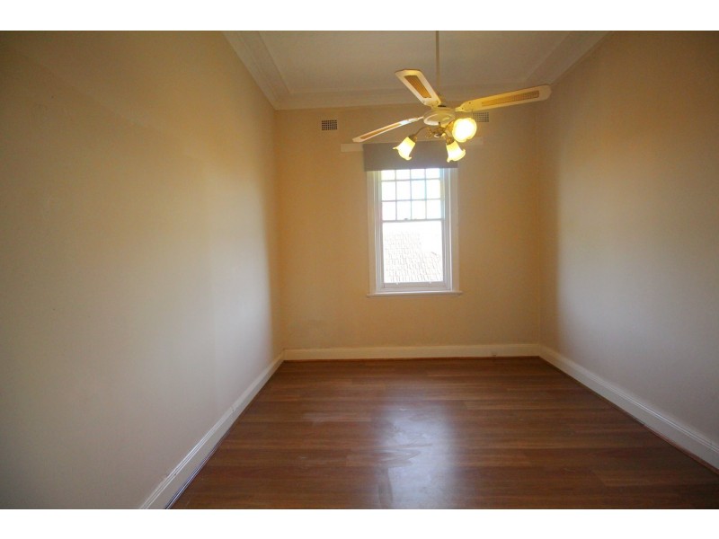 342 Railway Parade, Carlton NSW 2218