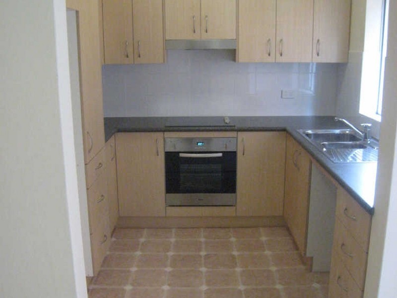 10-12 Queens Rd, Brighton-le-sands NSW 2216