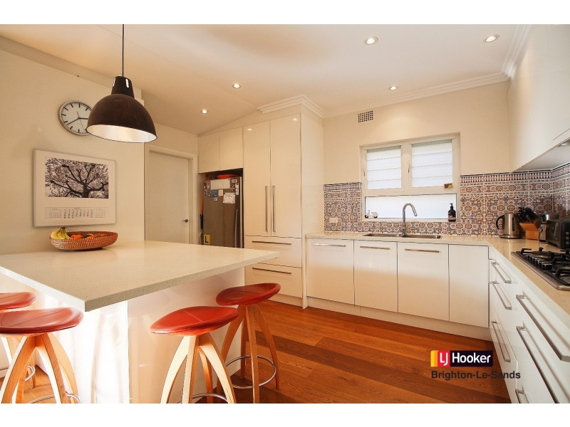 3 Lakeside Avenue, Monterey NSW 2217