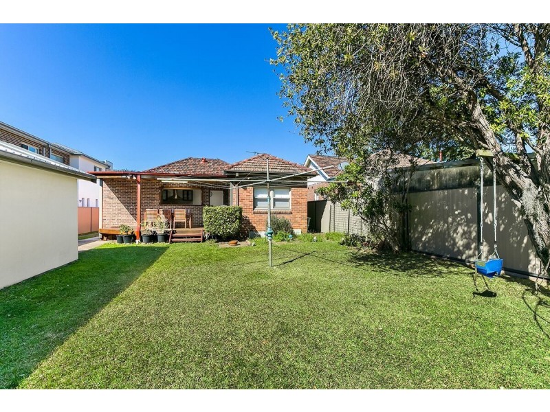 8 Joan Street, Hurstville NSW 2220