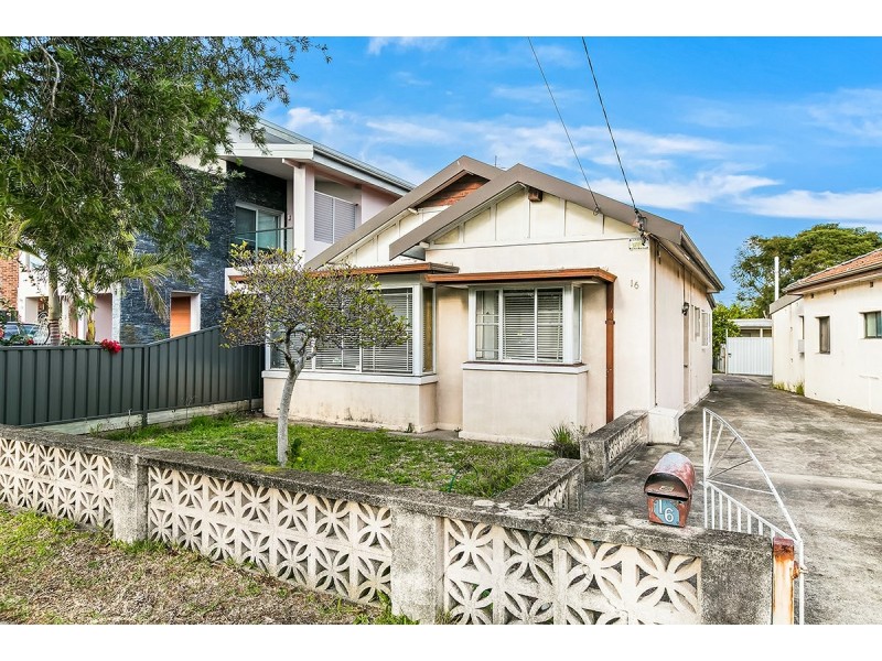 16 Henson Street, Brighton-le-sands NSW 2216