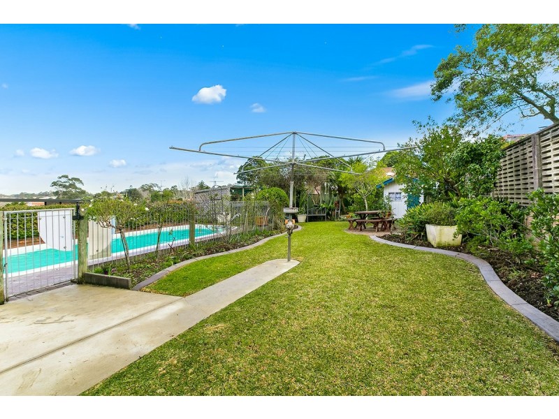 15 Coreen Avenue, Peakhurst NSW 2210