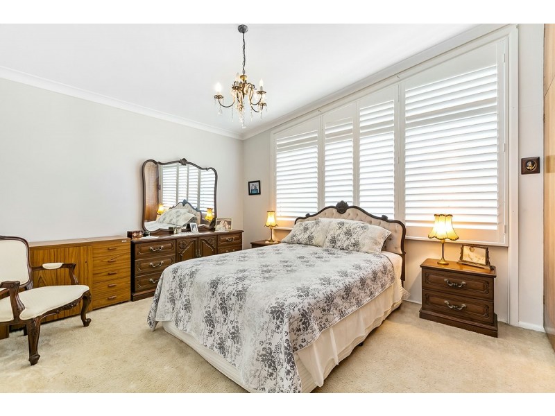 15 Coreen Avenue, Peakhurst NSW 2210