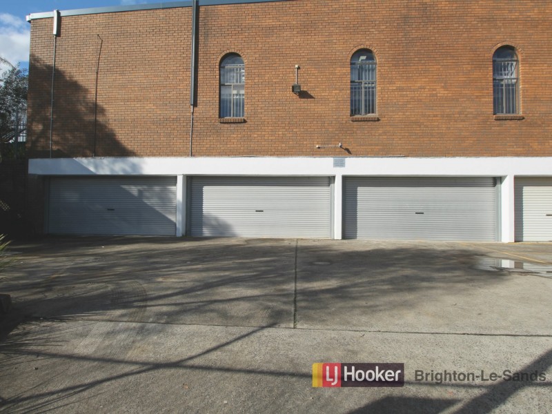 48 Basement / Garage, Garema circuit, Kingsgrove NSW 2208