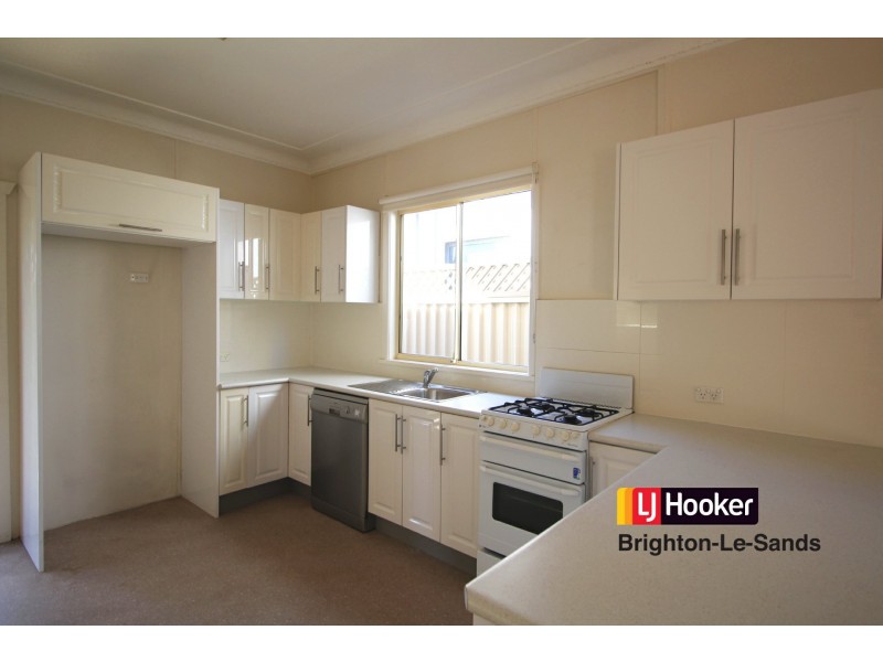 16 Chuter Avenue, Monterey NSW 2217