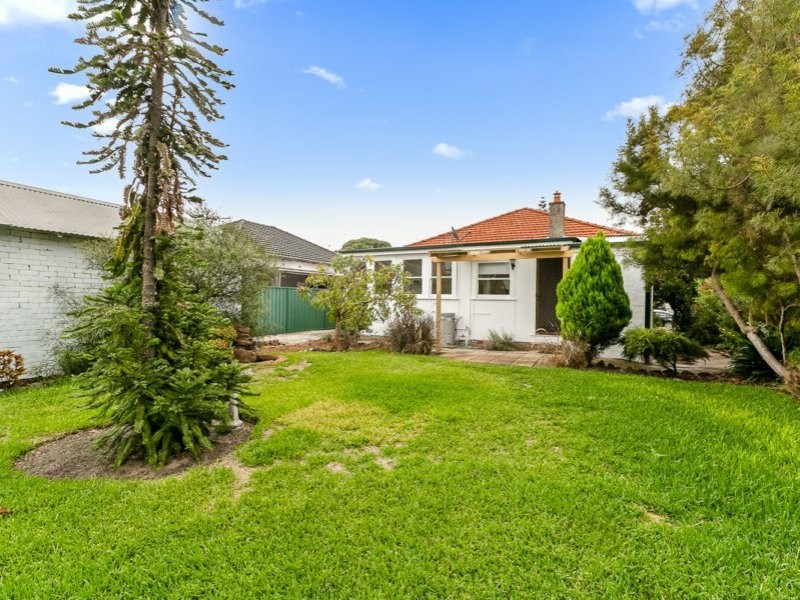 5 General Holmes Drive, Brighton-le-sands NSW 2216