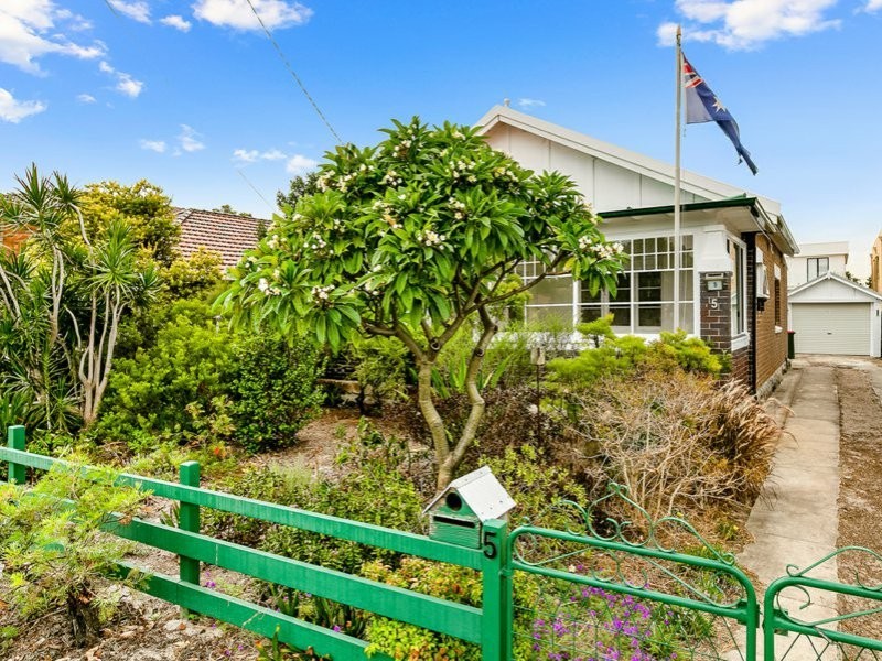 5 General Holmes Drive, Brighton-le-sands NSW 2216