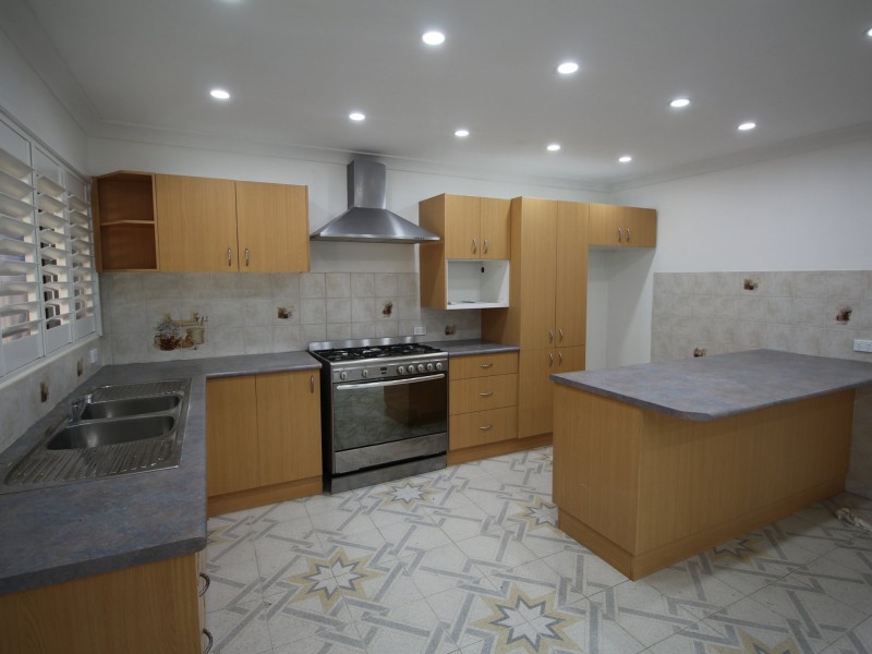 9 Kings Road, Brighton-le-sands NSW 2216