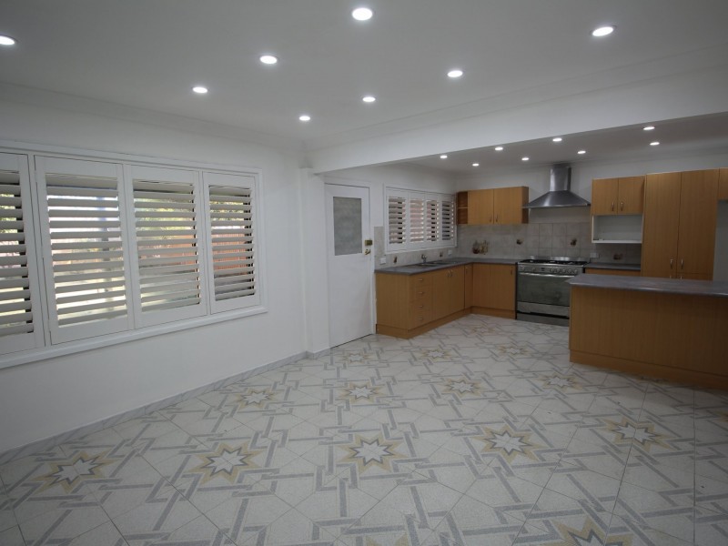 9 Kings Road, Brighton-le-sands NSW 2216