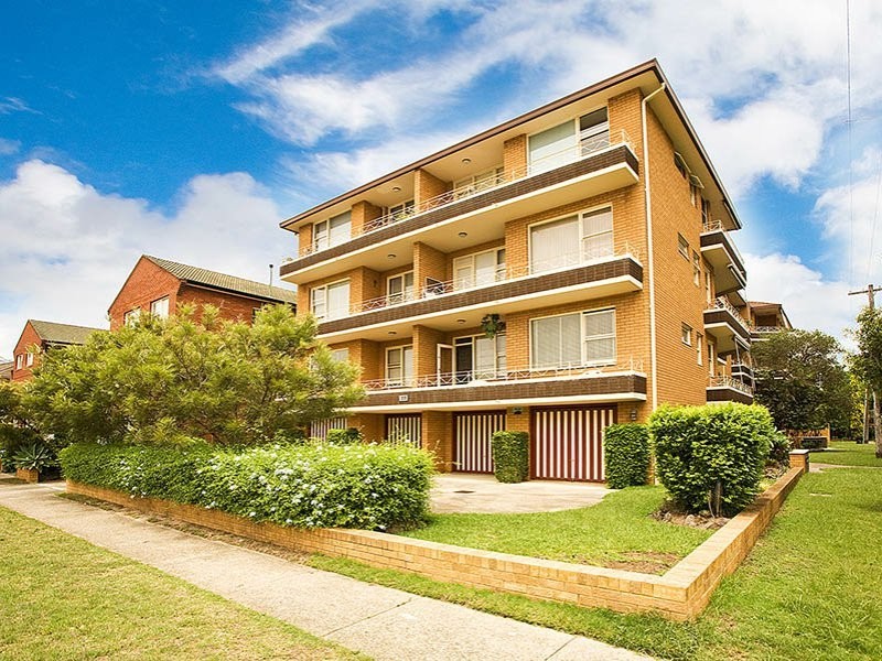 33 Banks Street, Monterey NSW 2217