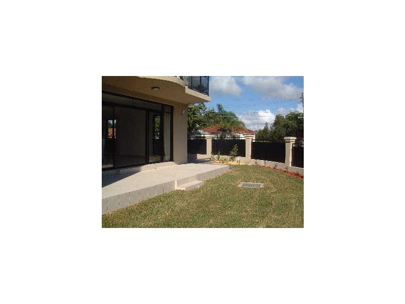 17 Lakeside Avenue, Monterey NSW 2217