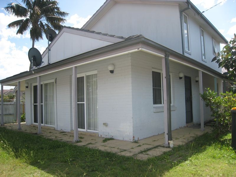 1A ROSLYN AVE, Brighton-le-sands NSW 2216