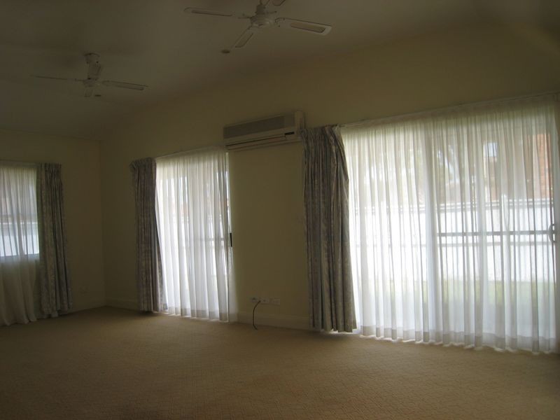 1A ROSLYN AVE, Brighton-le-sands NSW 2216