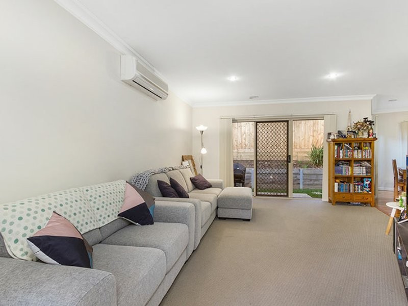 4/4-6 Cambridge Road, Mooroolbark VIC 3138