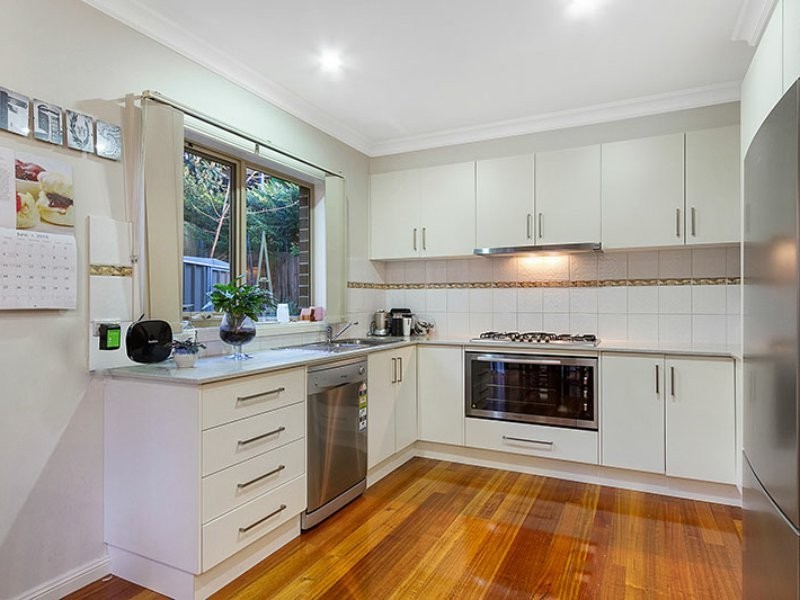 4/4-6 Cambridge Road, Mooroolbark VIC 3138