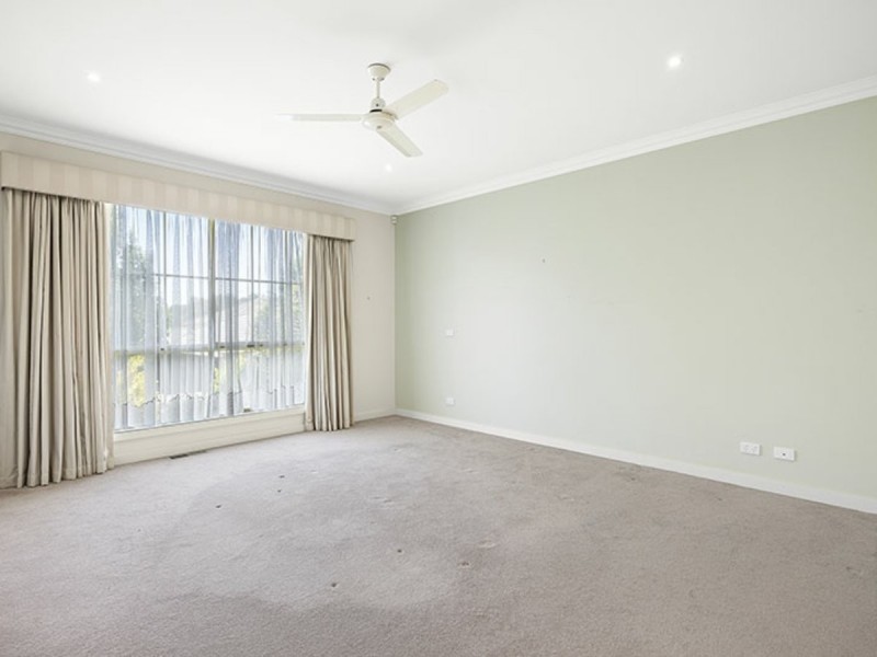 85 Larbert Road, Mooroolbark VIC 3138