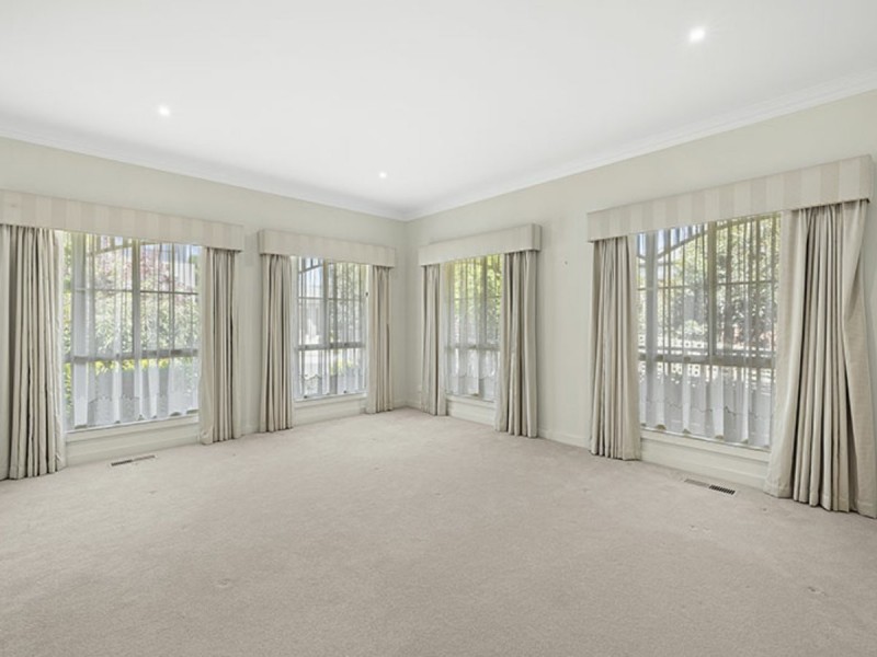 85 Larbert Road, Mooroolbark VIC 3138