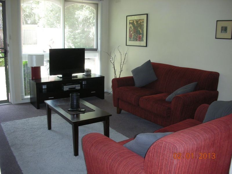 8/16-18 Landale Avenue, Croydon VIC 3136