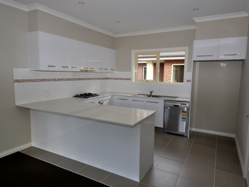 Unit 8/48 Lusher Road, Croydon VIC 3136