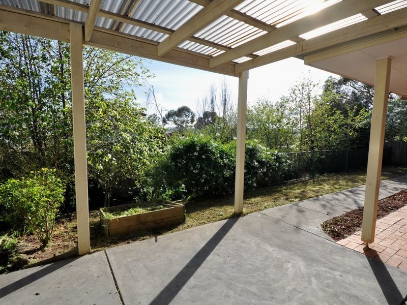 24 Arlington Walk, Vermont VIC 3133