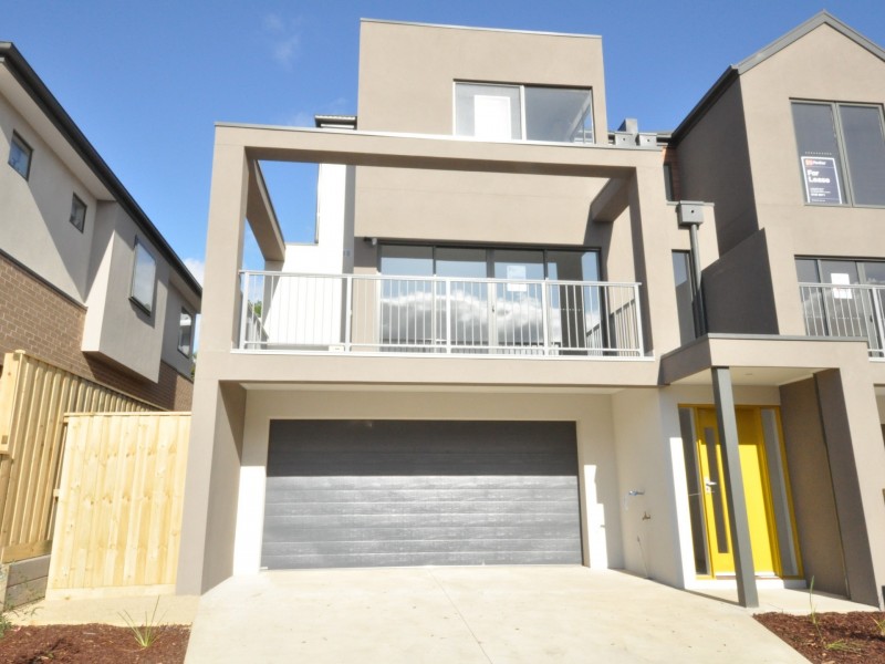 14 Yellowgum Crescent (1-5 Centra, Mooroolbark VIC 3138