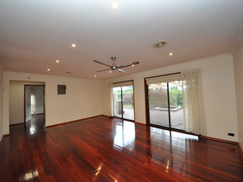 20 Nicholson Street, Ringwood East VIC 3135