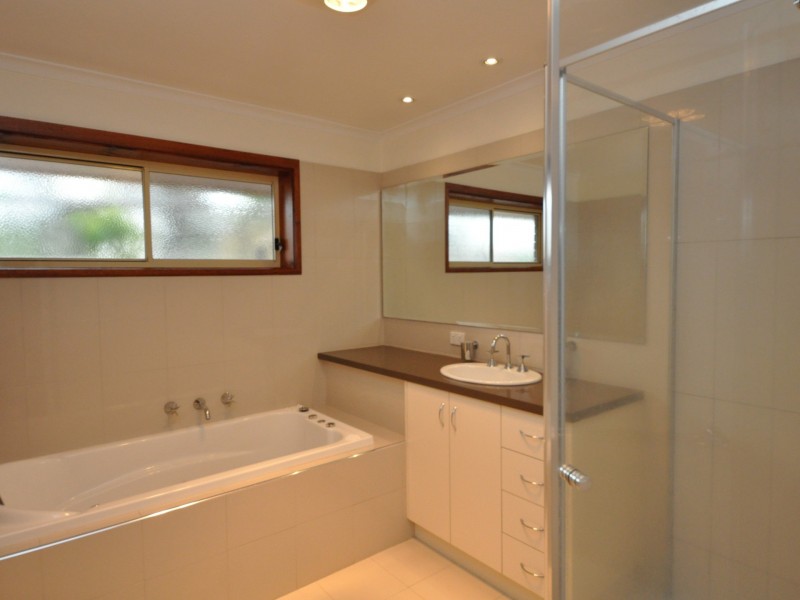 20 Nicholson Street, Ringwood East VIC 3135