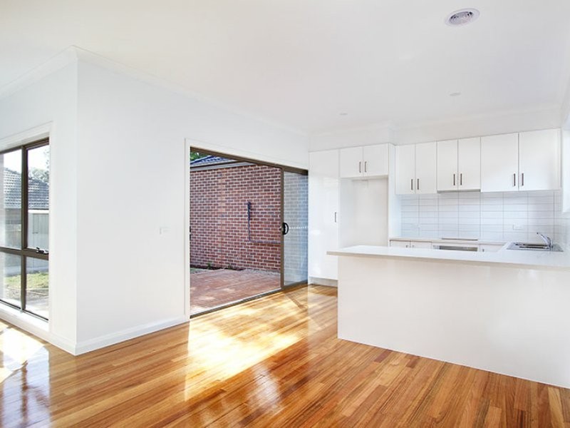 1/59 Surrey Road East, Croydon VIC 3136