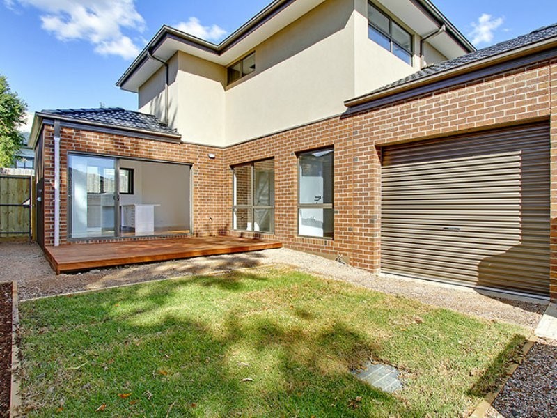 1/59 Surrey Road East, Croydon VIC 3136