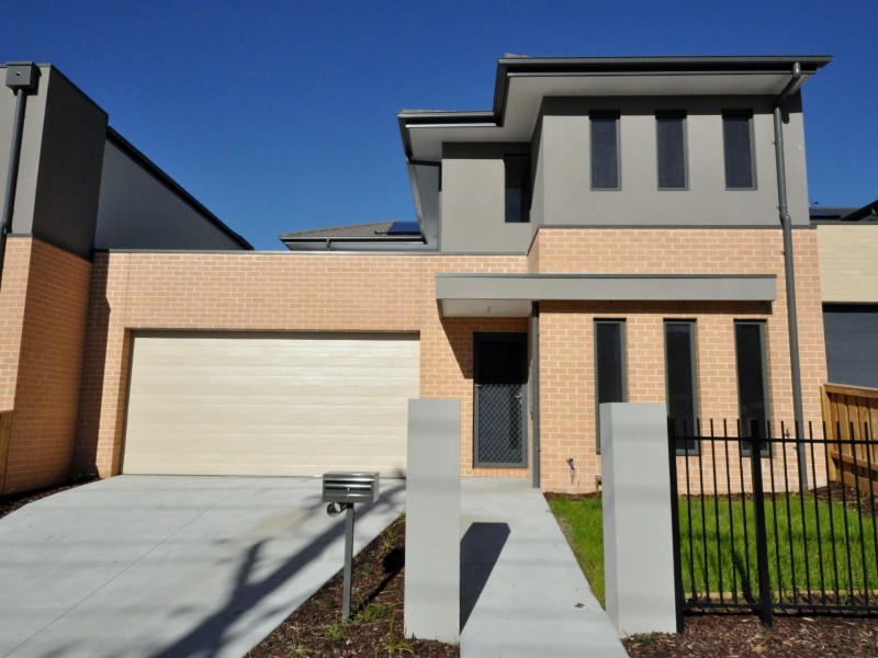 3 Central Avenue, Mooroolbark VIC 3138