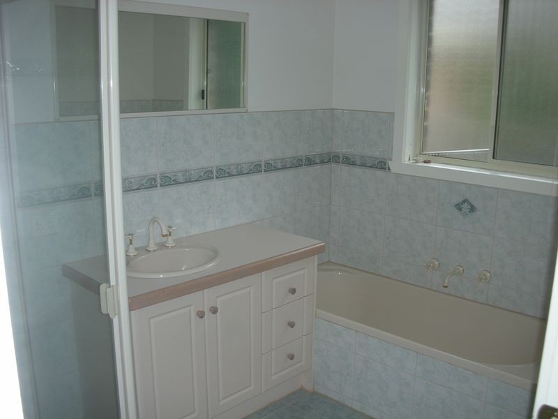 2/4 Douglas Street, Boronia VIC 3155