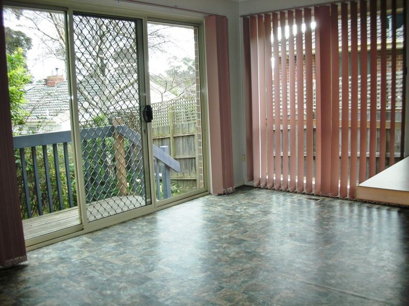 2/4 Douglas Street, Boronia VIC 3155