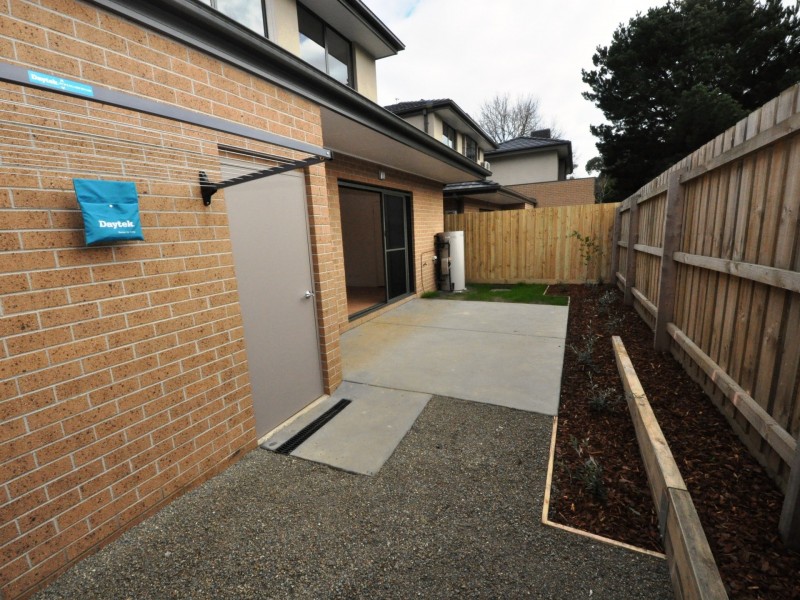 2 Argyle Close (2/24 Mountain Vi, Kilsyth VIC 3137