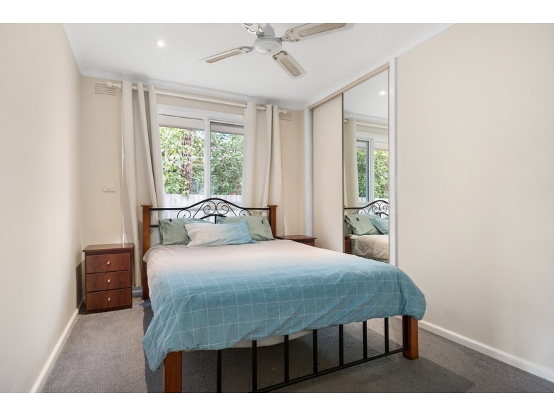 5 Sunray Court, Croydon VIC 3136