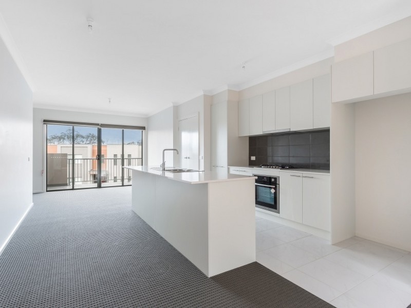 4 Yellow Gum Crescent, Mooroolbark VIC 3138