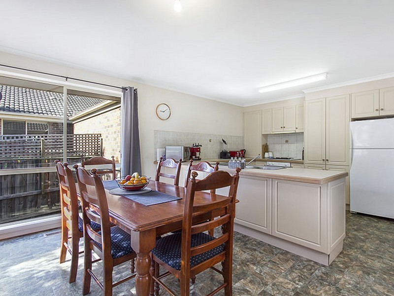 2/4 Douglas Street, Boronia VIC 3155