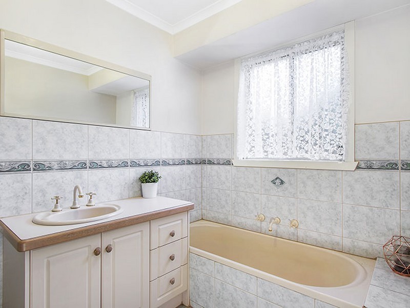 2/4 Douglas Street, Boronia VIC 3155
