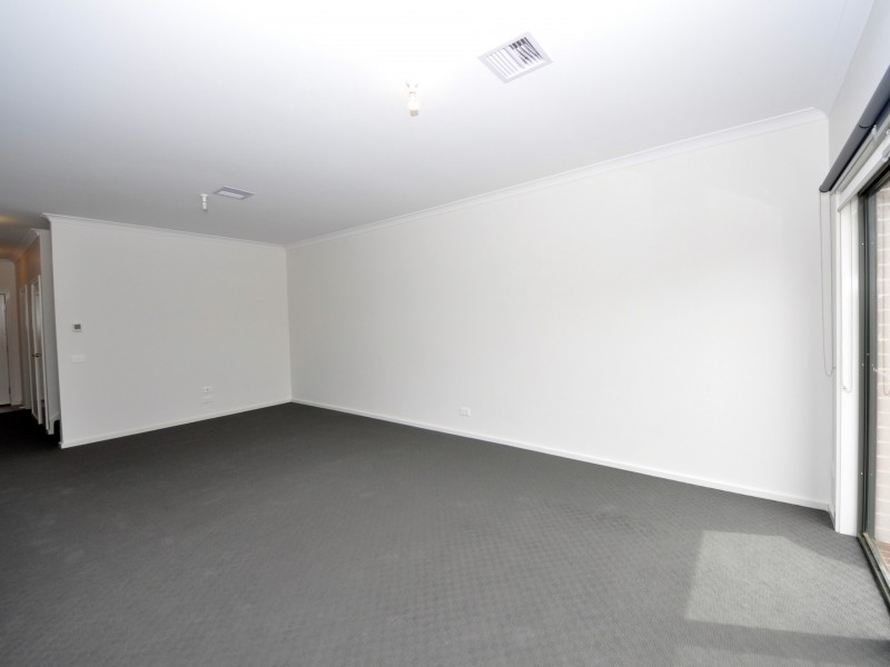 6 Primary Street, Mooroolbark VIC 3138