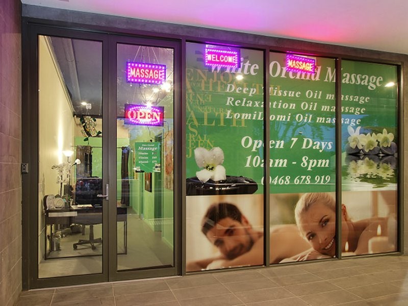 Shop B/211 Mt Dandenong Road, Croydon VIC 3136