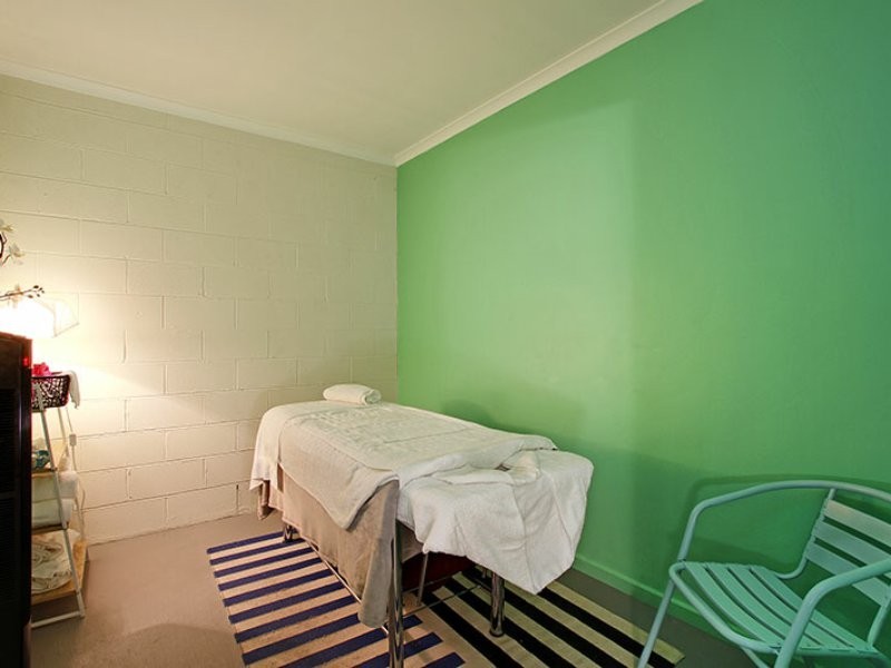 Shop B/211 Mt Dandenong Road, Croydon VIC 3136