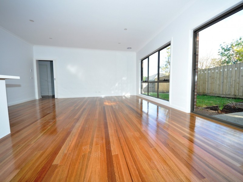 3/59 Surrey Road East, Croydon VIC 3136