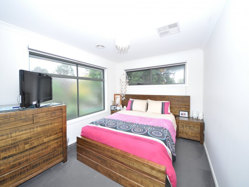 1A Lockhart Court, Kilsyth VIC 3137