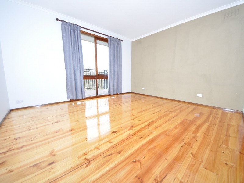 69 Chalcot Drive, Endeavour Hills VIC 3802