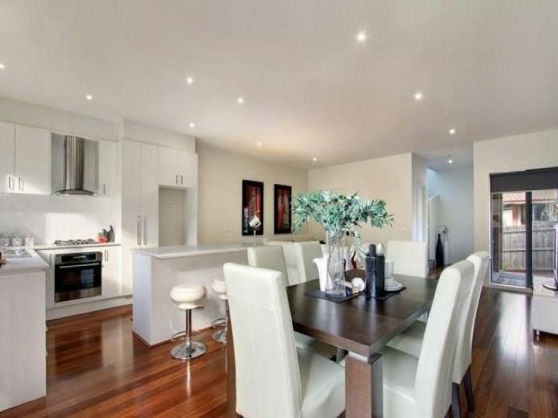 2/6 Ivon Street, Bayswater North VIC 3153